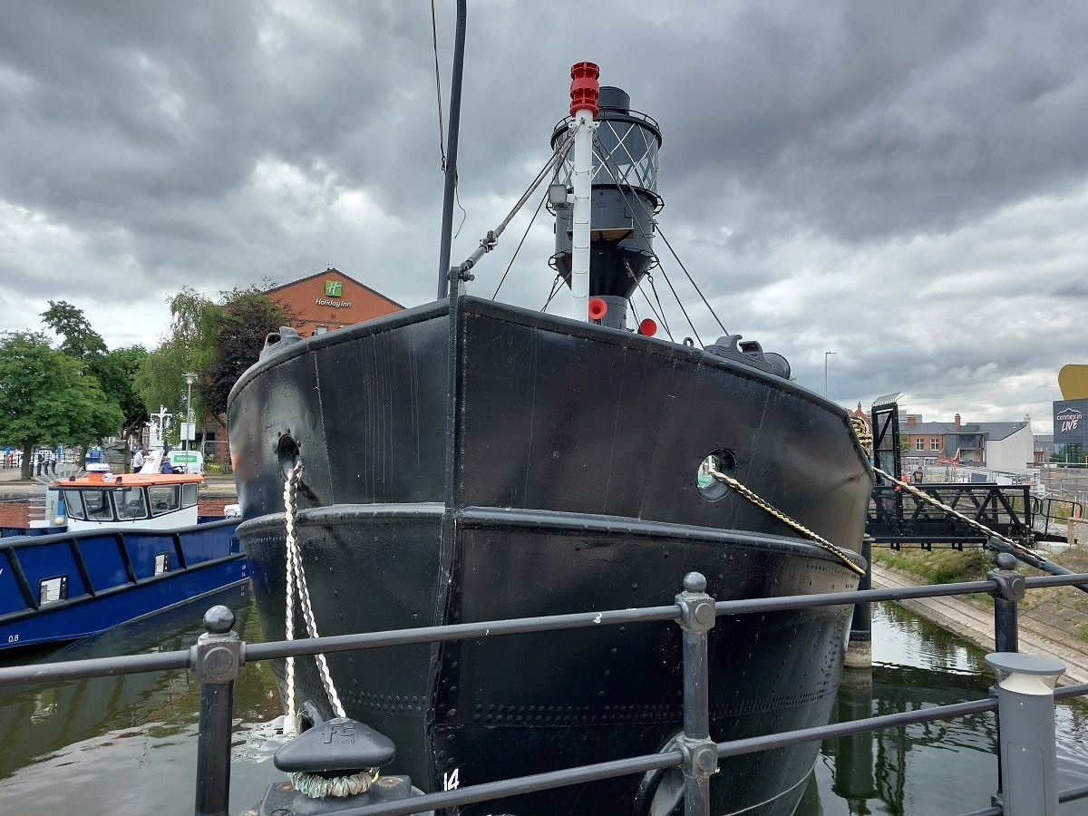 Fig 1 Spurn Lightship wetberth Hull Marina
