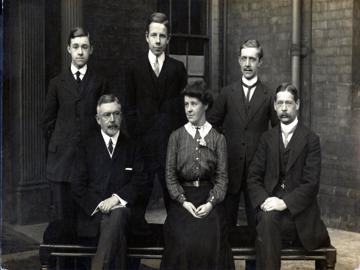 Shore workers from the Wilson Line